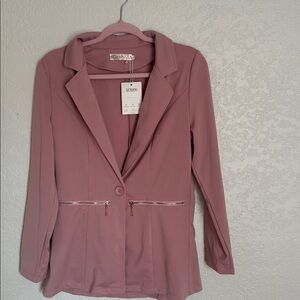 Chic Pink Blazer with Zip Pockets